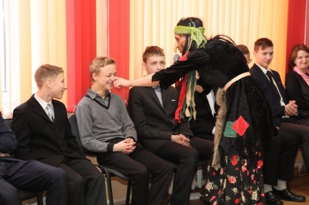 Заместитель премьер-министра Михаил Русый посетил Ошмянскую школу-интернат
